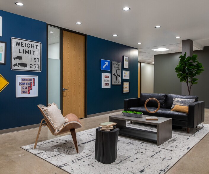 More Photos Of 1601 Industrial Blvd, Sugar Land Coworking Space