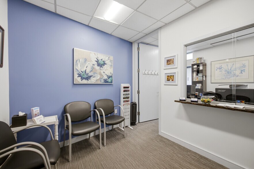 More Photos Of 63 Shore Rd, Winchester Medical For Sale