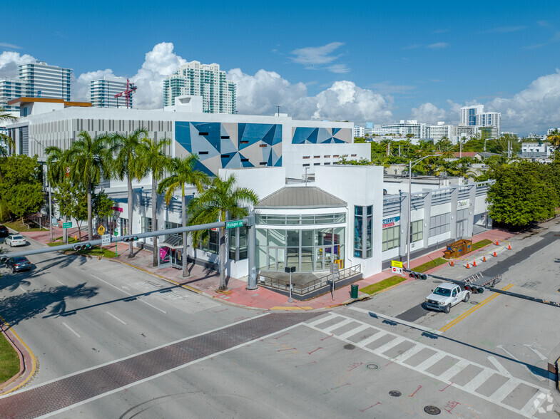 Primary Photo Of 1011 5th St, Miami Beach Storefront For Lease