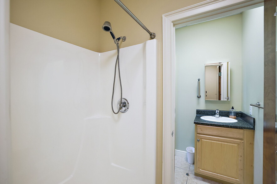 More Photos Of 3651 Lake Center Dr, Mount Dora Medical For Sale