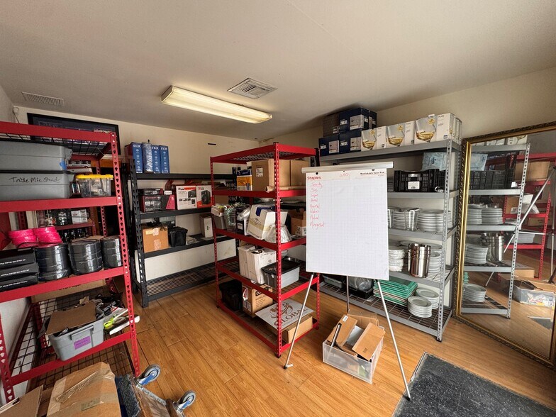 More Photos Of 12913 S Broadway, Los Angeles Manufacturing For Sale