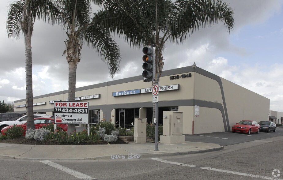 More Photos Of 1830-1846 S Grand Ave, Santa Ana Light Distribution For Lease