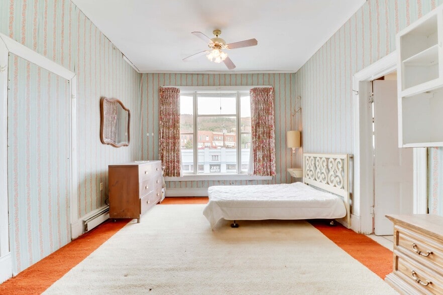 More Photos Of 400 W Victor Ave, Victor Hotel For Sale