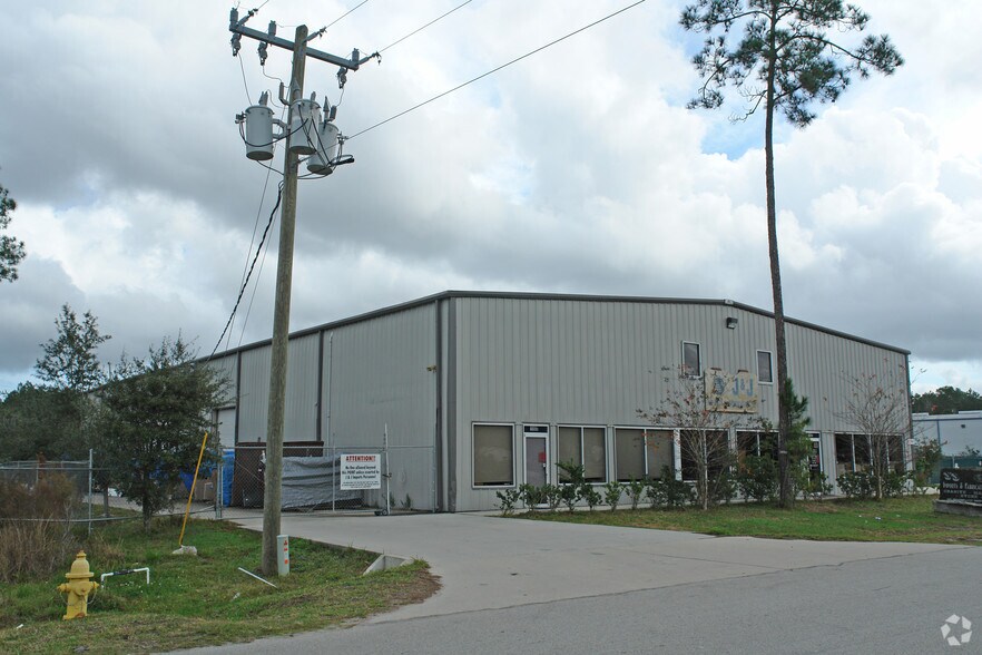 More Photos Of 180 Cumberland Park Ln, Saint Augustine Manufacturing For Sale