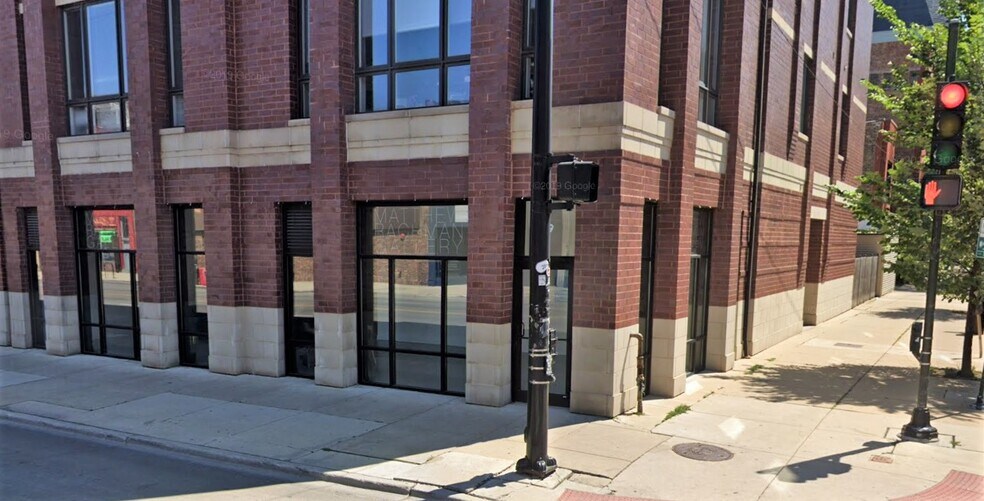 More Photos Of 1659 W Chicago Ave, Chicago Apartments For Lease