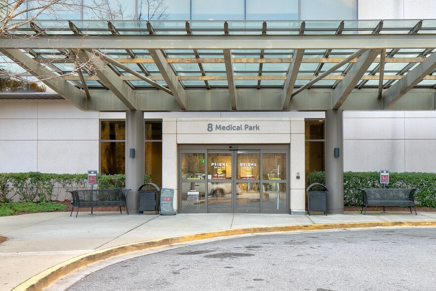 More Photos Of 8 Richland Medical Park Dr, Columbia Office For Sale