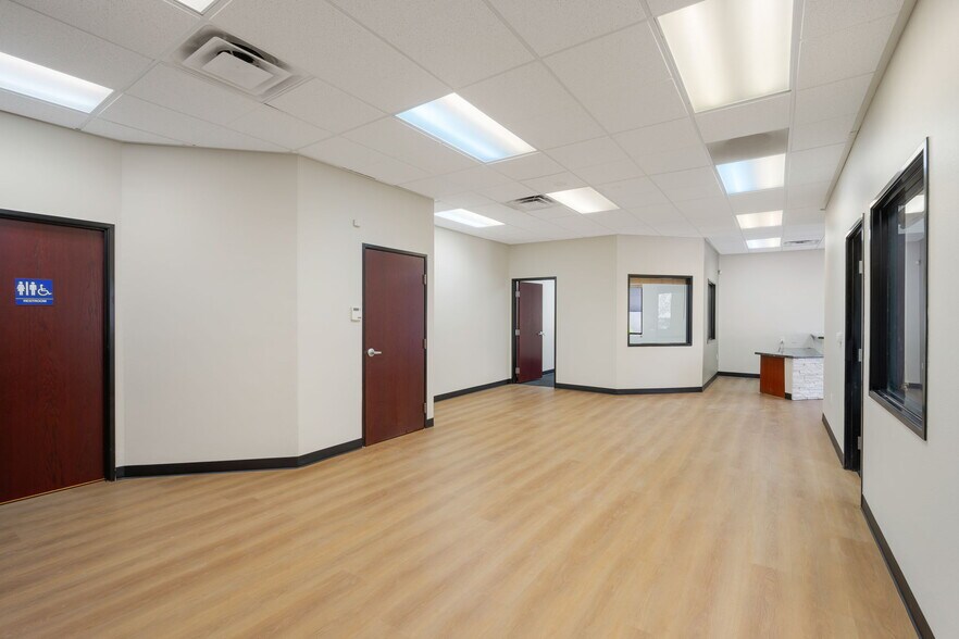 More Photos Of 5588 S Fort Apache Rd, Las Vegas Medical For Lease
