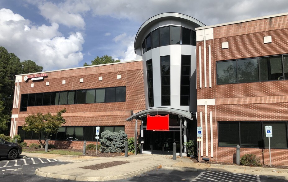 Primary Photo Of 804 Omni Blvd, Newport News Medical For Sale