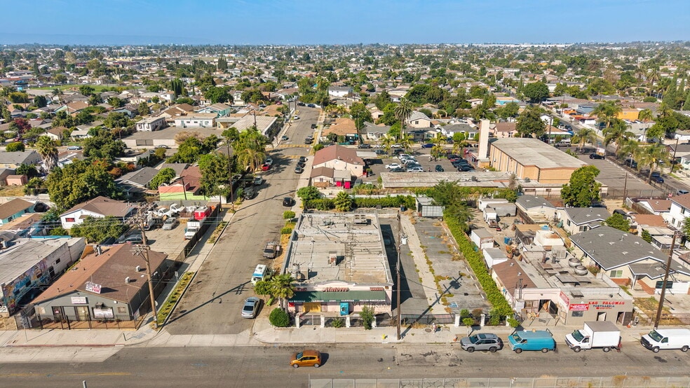 More Photos Of 1709 N Willowbrook Ave, Compton Supermarket For Sale