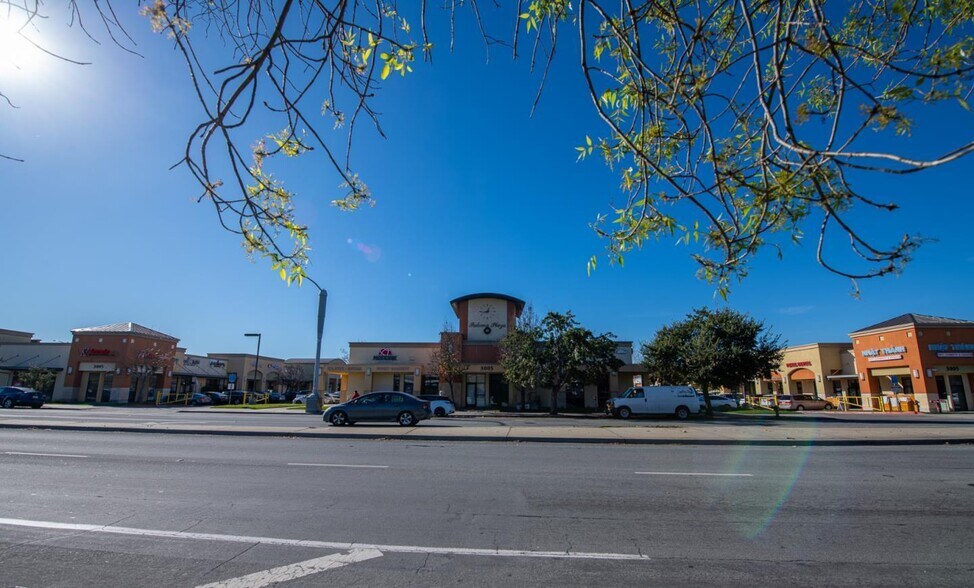 More Photos Of 3005 Silver Creek Rd, San Jose Freestanding For Sale