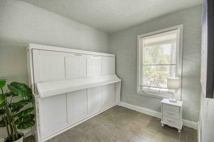 More Photos Of 130 S Ocean Breeze, Lake Worth Beach Apartments For Sale