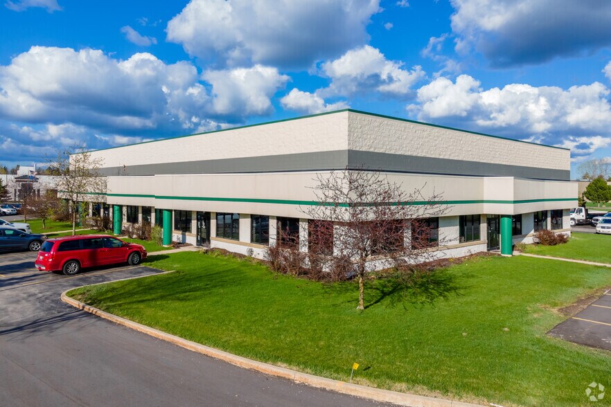 More Photos Of N8W22195 Johnson Dr, Waukesha Flex For Sale