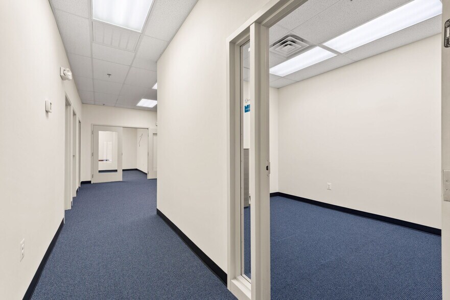 More Photos Of 3619 Richmond Hwy, Stafford Light Distribution For Lease