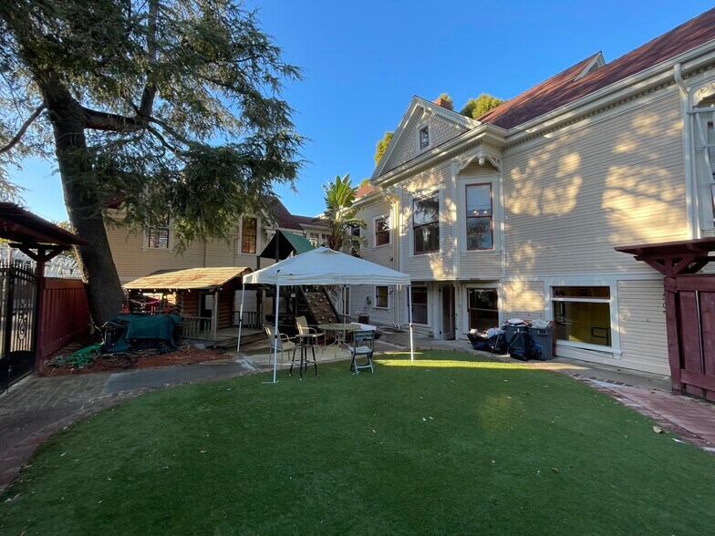 More Photos Of 1412 20th St, Sacramento Daycare Center For Sale