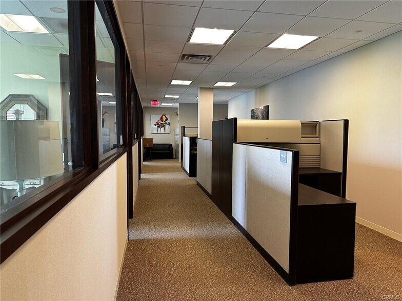 More Photos Of 2580 Sierra Sunrise Ter, Chico Office For Lease