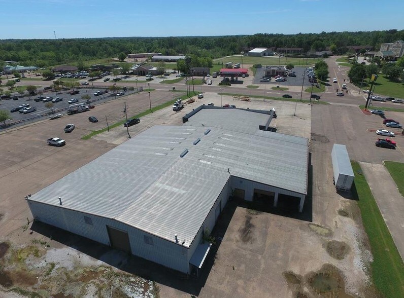 4105 E Clay St, Vicksburg, MS 39183 Auto Dealership For Sale