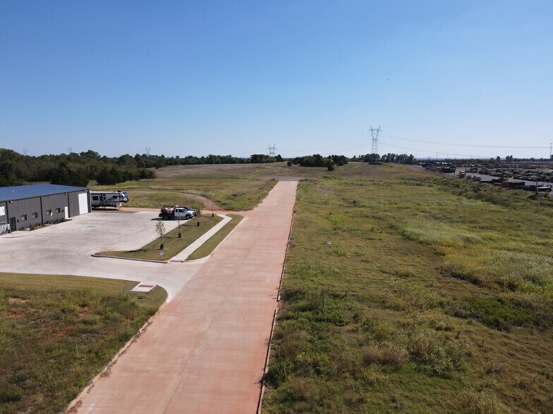 More Photos Of South Symes Lane, Mustang Land For Sale
