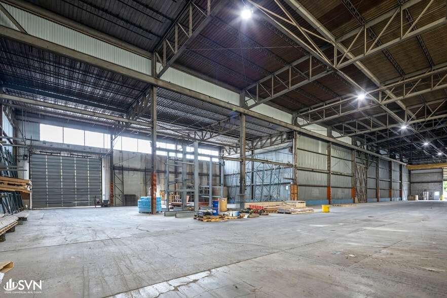 More Photos Of 1101-1115 Delaware Ave, Lexington Warehouse For Lease