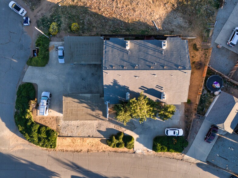 More Photos Of 21220 Campo Ct, Tehachapi Apartments For Sale