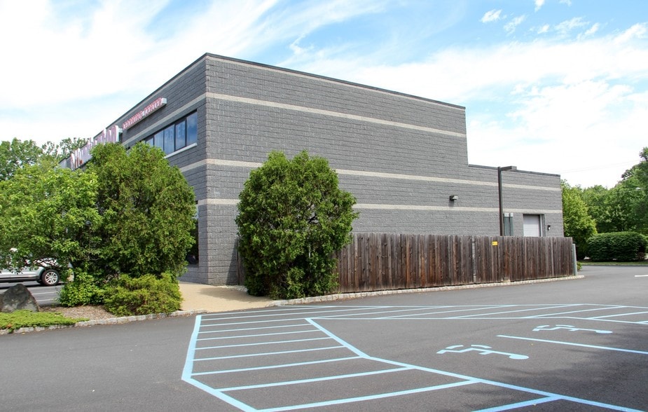 More Photos Of 274 W Route 10, Succasunna Storefront Retail Office For Lease