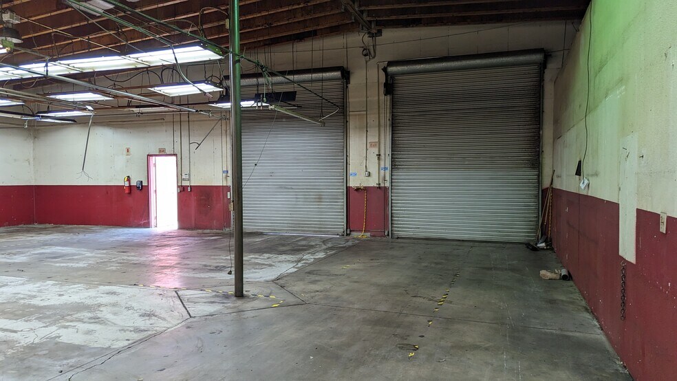 More Photos Of 6131 Quail Valley Ct, Riverside Manufacturing For Sale