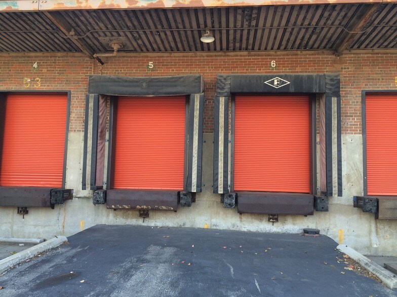 More Photos Of 55 S State Ave, Indianapolis Flex For Sale
