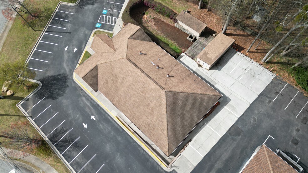 More Photos Of 3288 Chamblee Tucker Rd, Atlanta Healthcare For Sale