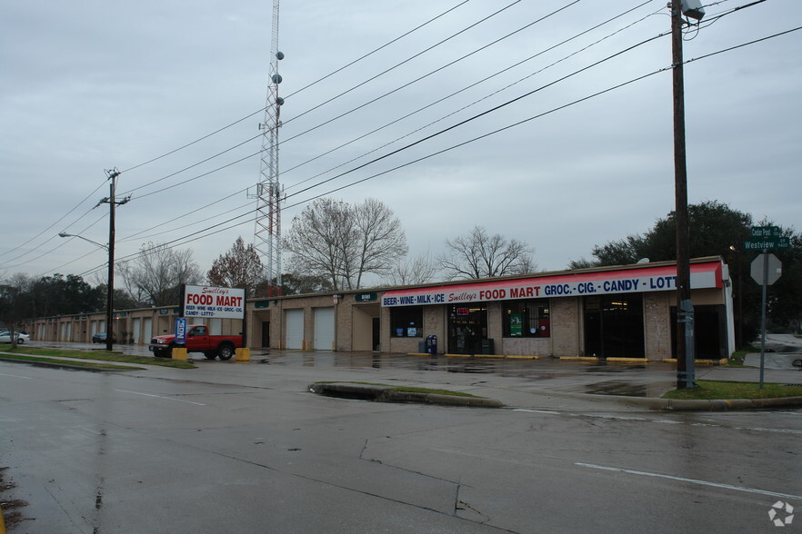 Primary Photo Of 9500 Westview Dr, Houston Warehouse For Lease