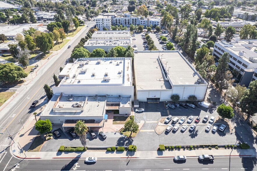 More Photos Of 1530 W West Covina Pky, West Covina Health Club For Lease