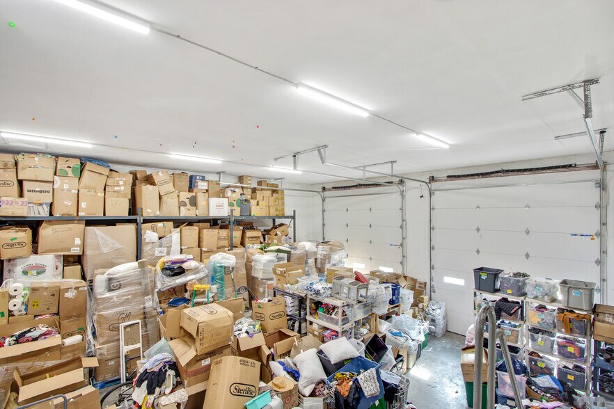 More Photos Of 13394 Broadway St, Alden Freestanding For Sale