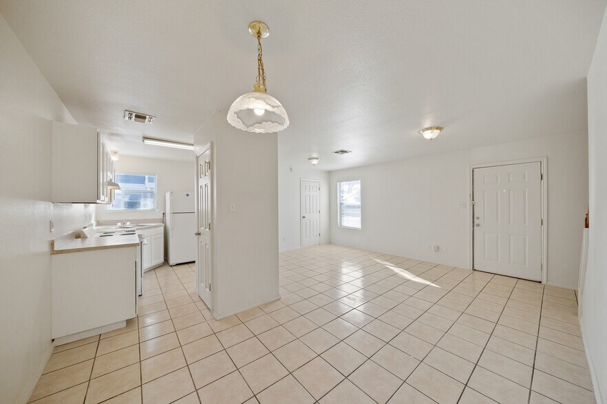 More Photos Of 414 Cupples Rd, San Antonio Apartments For Sale