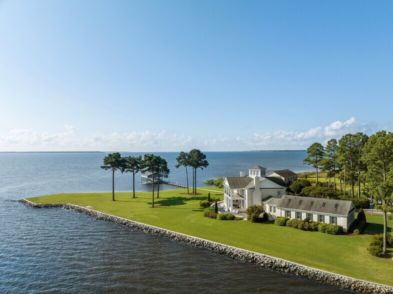 More Photos Of 220 Pungo Shores, Belhaven Lodge Meeting Hall For Sale