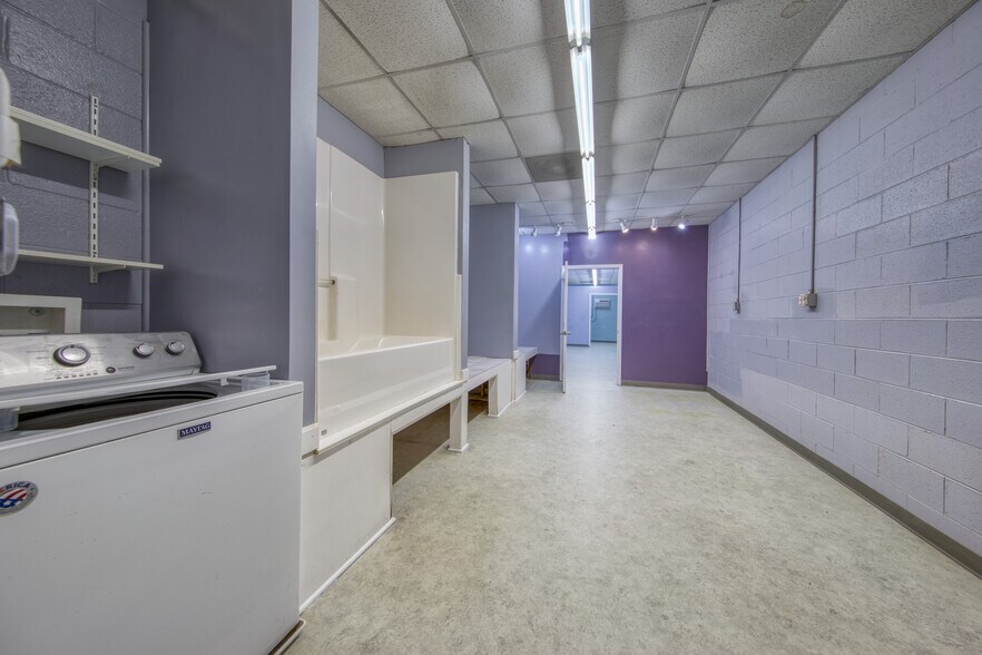 More Photos Of 5403 Western Ave, Knoxville Freestanding For Lease