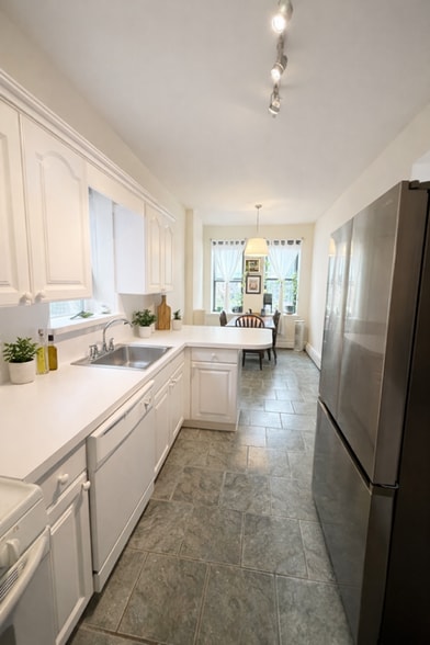 More Photos Of 119 Grand St, Jersey City Multifamily For Sale