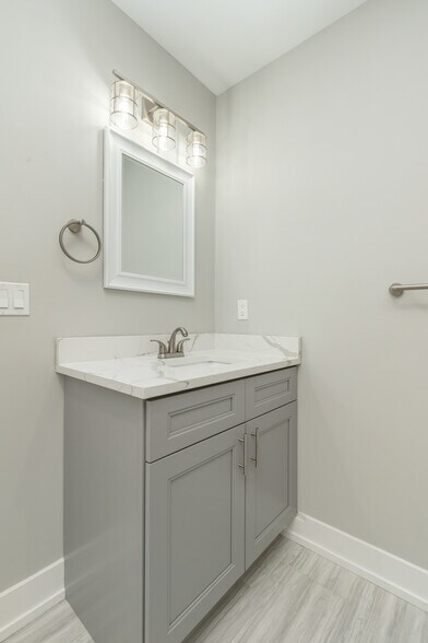 More Photos Of 1309 S 52nd St, Philadelphia Apartments For Sale
