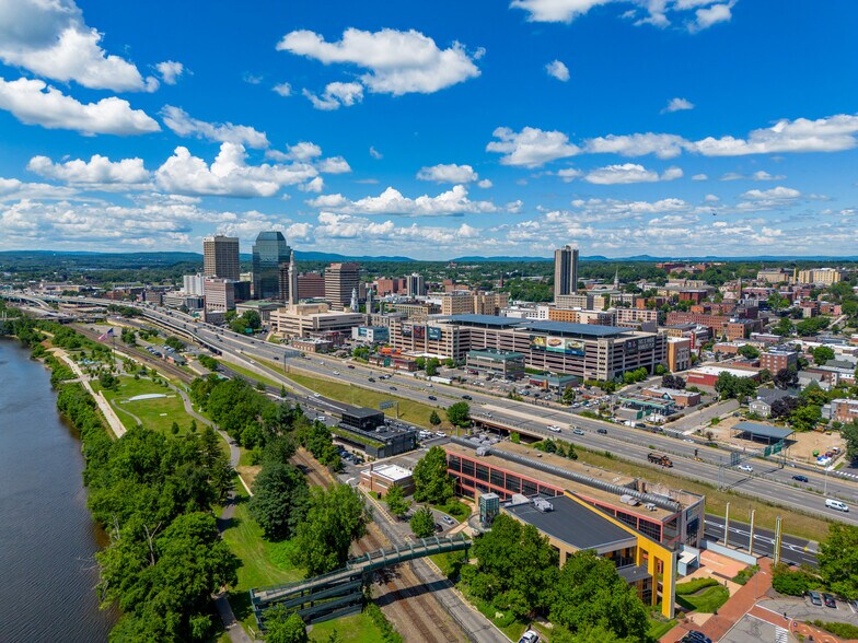 More Photos Of 1150 Hall of Fame Ave, Springfield Health Club For Lease