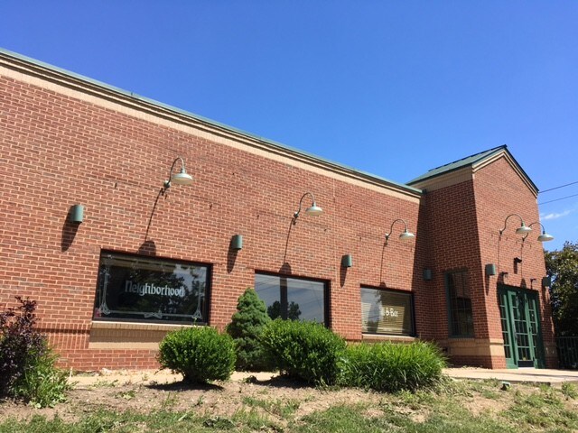 Primary Photo Of 198 Eureka Towne Center Dr, Eureka Restaurant For Lease