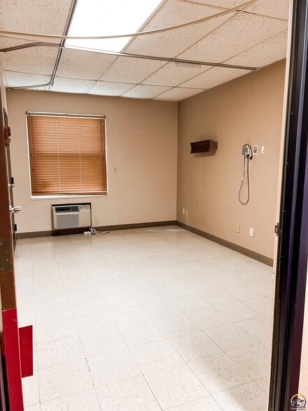 More Photos Of 128 Pearson Ave, Waverly Assisted Living For Sale