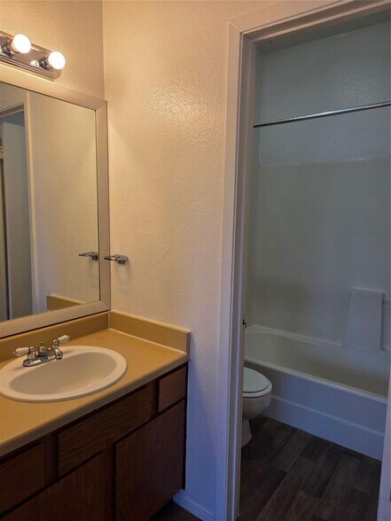 More Photos Of 2421 W Slaughter Ln, Austin Multifamily For Sale