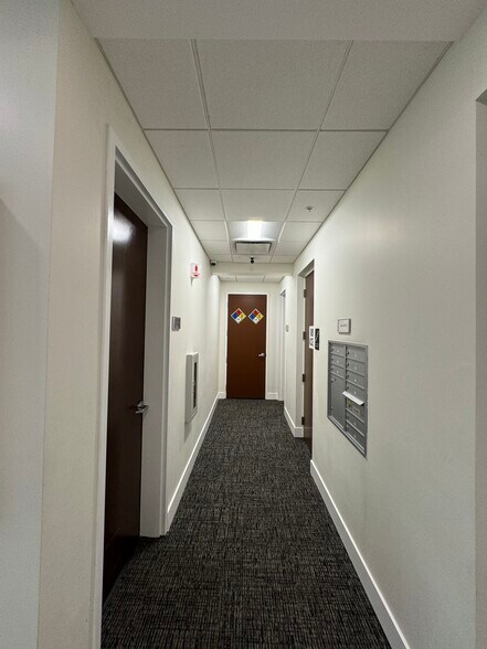 More Photos Of 7951 Riviera Blvd, Miramar Unknown For Lease