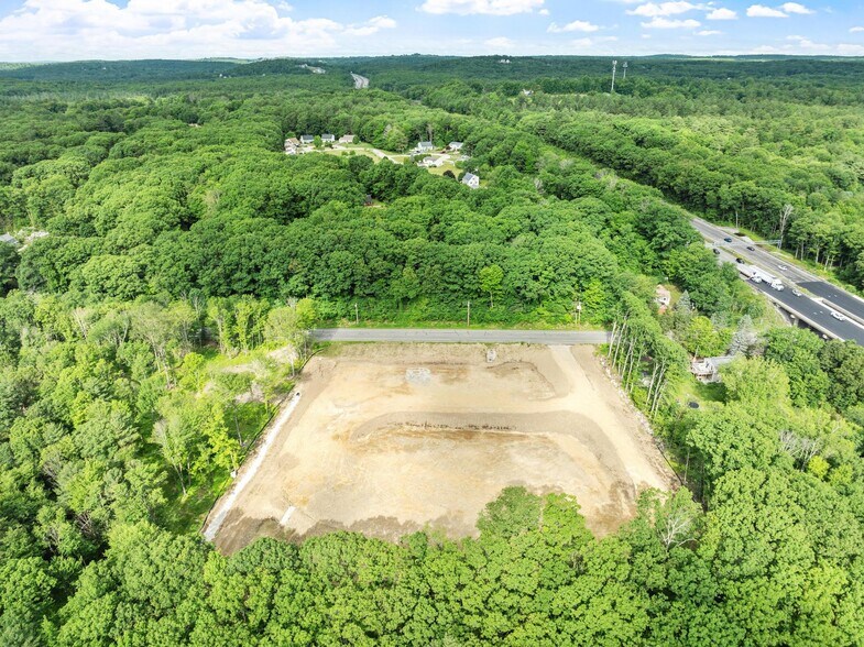 More Photos Of 124 Leicester Street, North Oxford Industrial For Lease