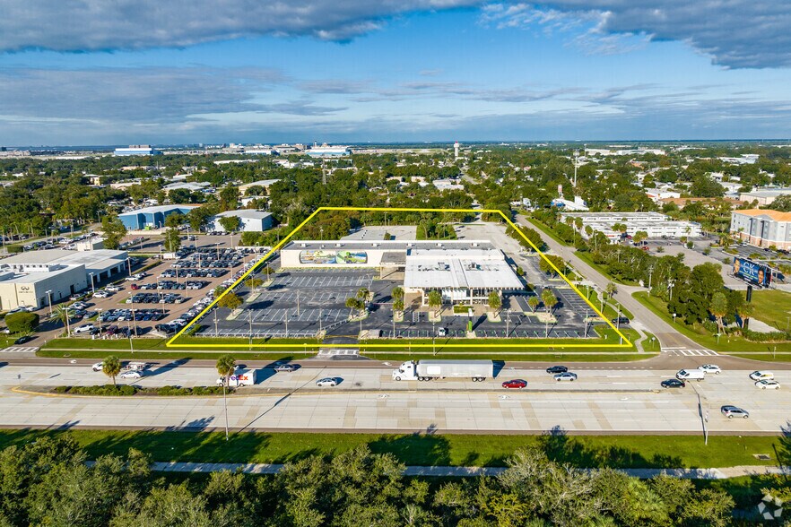 More Photos Of 4636 N Dale Mabry Hwy, Tampa Auto Dealership For Lease