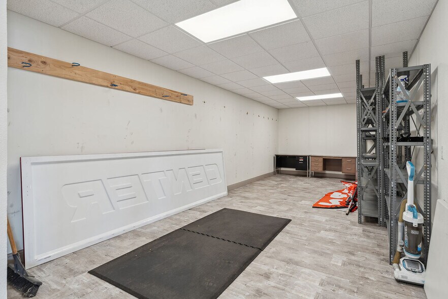 More Photos Of 1375 E Main St, Reedsburg Freestanding For Lease