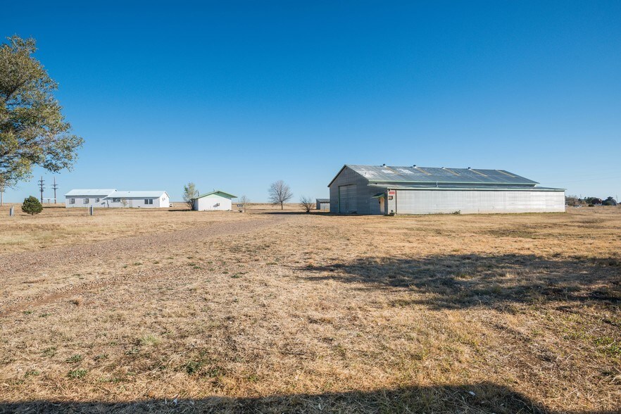 More Photos Of 857 Airport Rd, Las Vegas Specialty For Sale