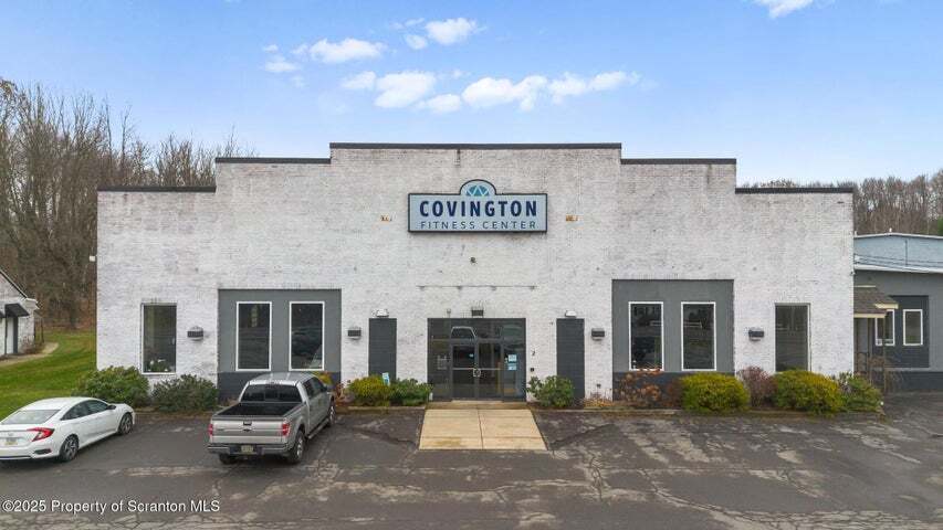 More Photos Of 418 Daleville Hwy, Madison Township Office For Sale