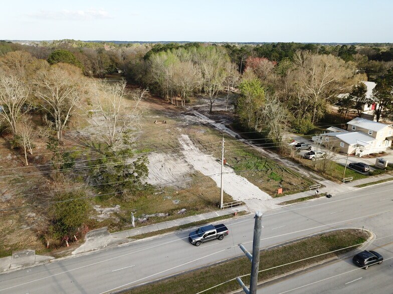 More Photos Of 407 College Dr, Middleburg Land For Sale