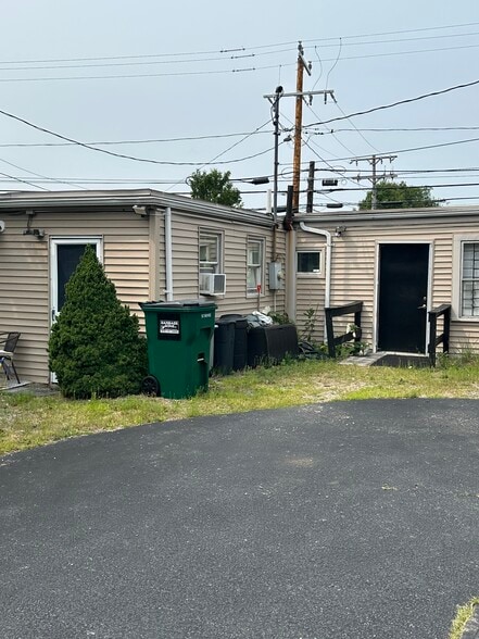 More Photos Of 705 Main St, Hyannis General Retail For Sale