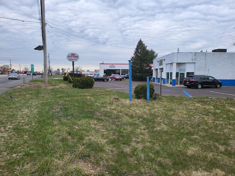 More Photos Of 4333 route 130, Edgewater Park Auto Repair For Sale