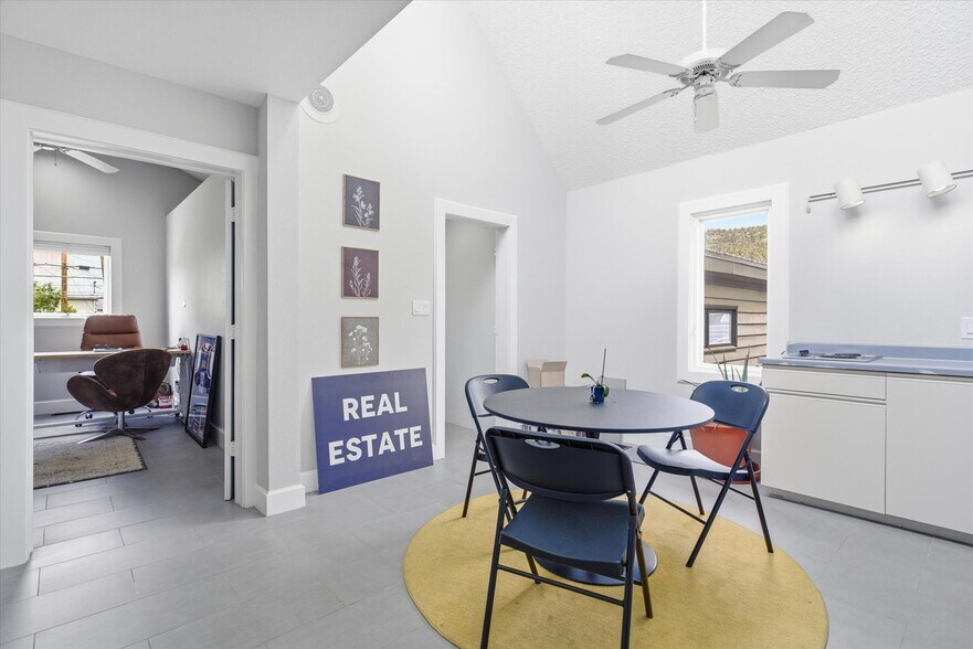More Photos Of 2901 Main Ave, Durango Office For Sale