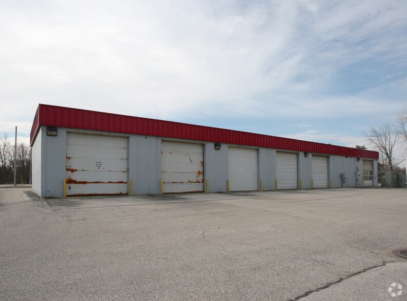 More Photos Of 3500 E Isabella Rd, Midland Carwash For Sale